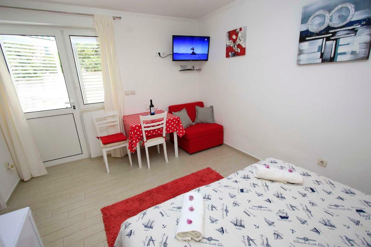 Apartmani Ivona & Ivo Makarska Eksteriør bilde