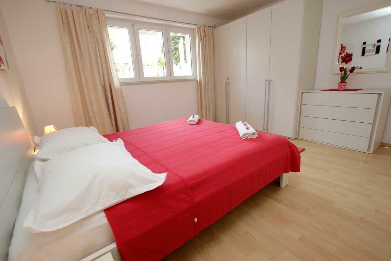 Apartmani Ivona & Ivo Makarska Eksteriør bilde