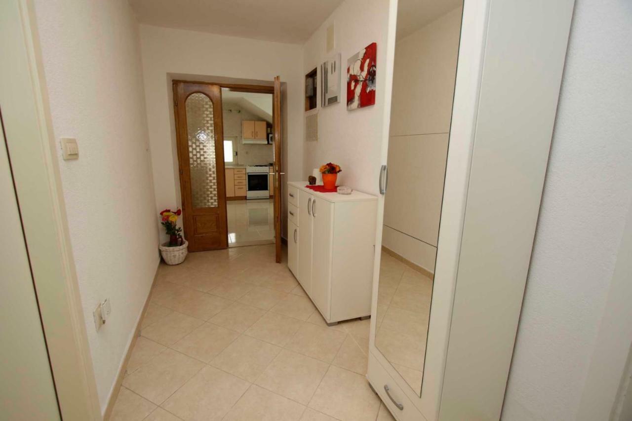 Apartmani Ivona & Ivo Makarska Eksteriør bilde